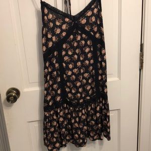 American Eagle floral flowy dress